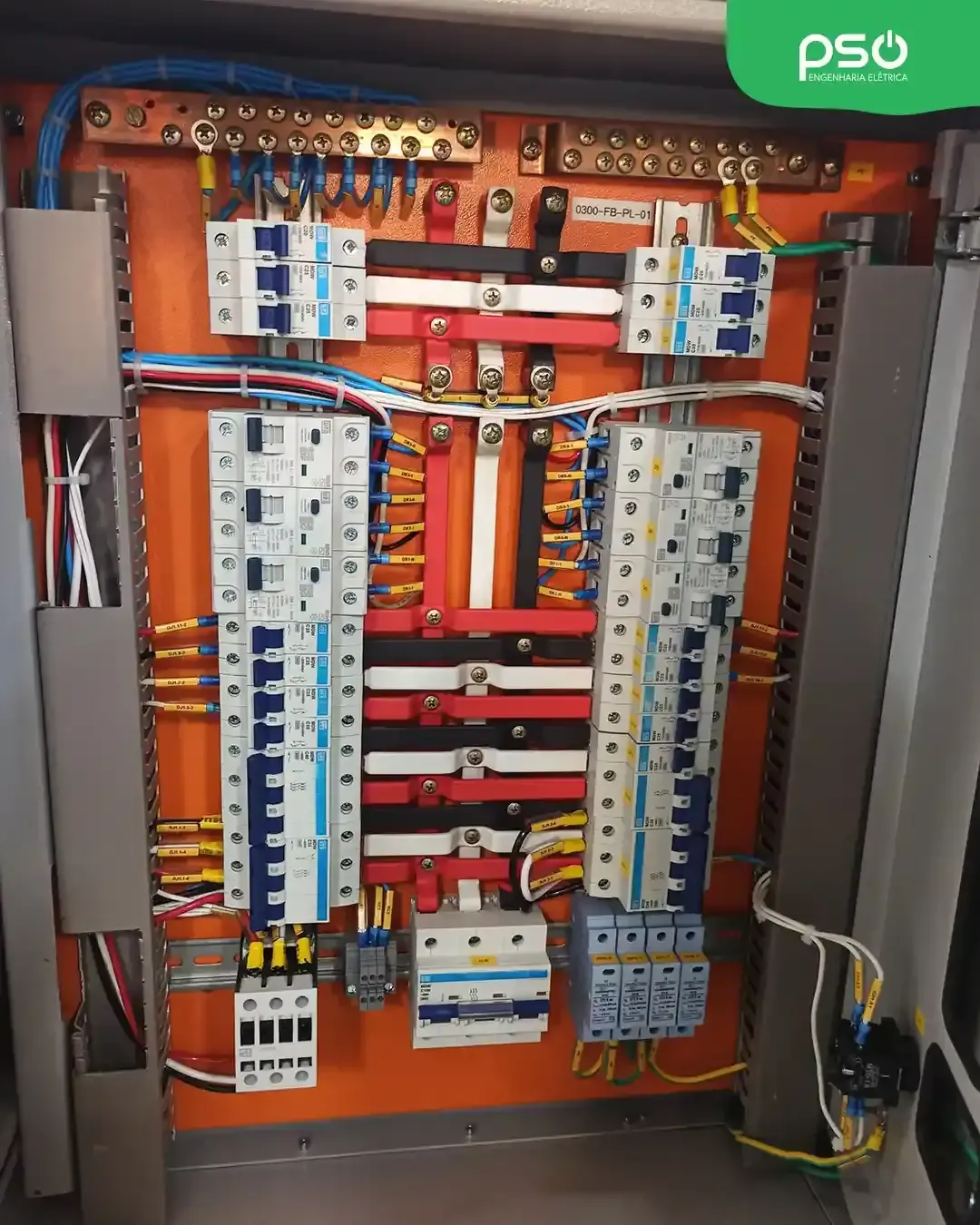 Imagem do post Painéis elétricos desenvolvidos pela PSO Engenharia Elétrica para usina de empresa mineradora em Minas Gerais.