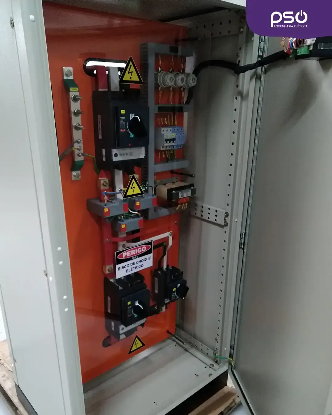 Imagem do post Projeto e construção de um painel elétrico para alimentação de equipamentos para siderúrgica do Espírito Santo