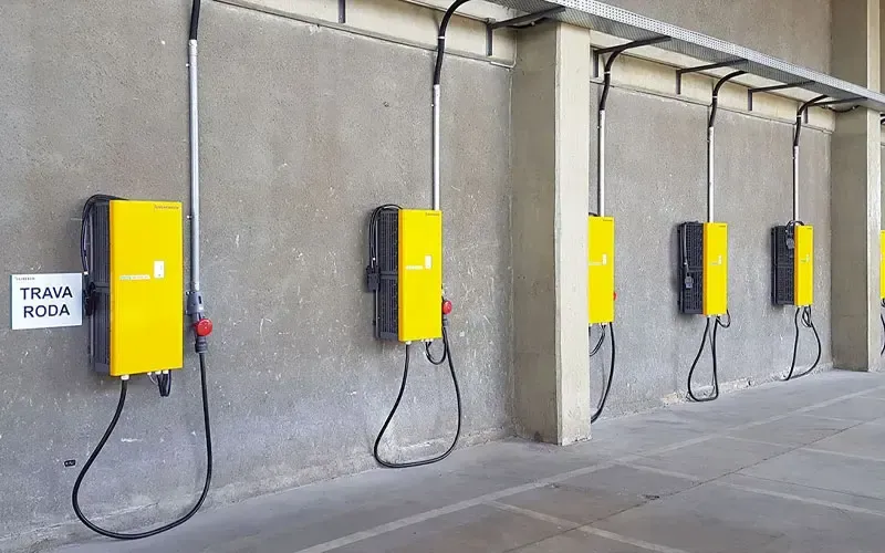 Projeto e Montagem das instalações elétricas para carregamento de empilhadeiras com baterias de lítio