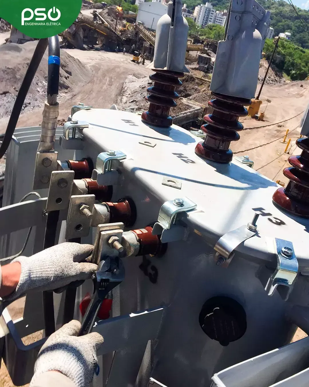 Imagem do post PSO Engenharia Elétrica presta atendimento emergencial de substituição de transformador em Ipatinga – MG