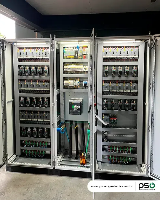 Imagem do post Realidade aumentada na indústria: mais segurança e eficiência na manutenção elétrica