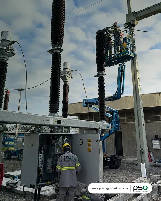 Substituição de disjuntor de alta tensão 230 kV em subestação industrial — Alagoinhas / BA