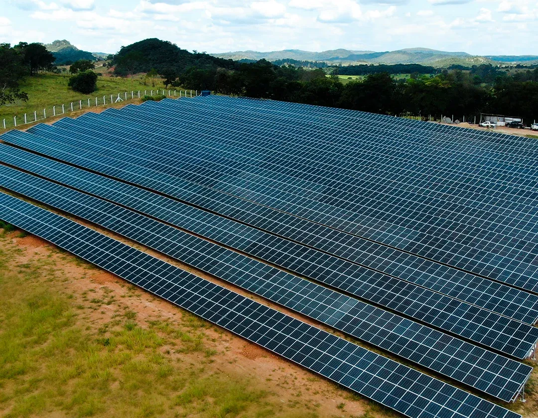 Engenharia do proprietário em usina fotovoltaica de 1,3 MWp — Usina fotovoltaica